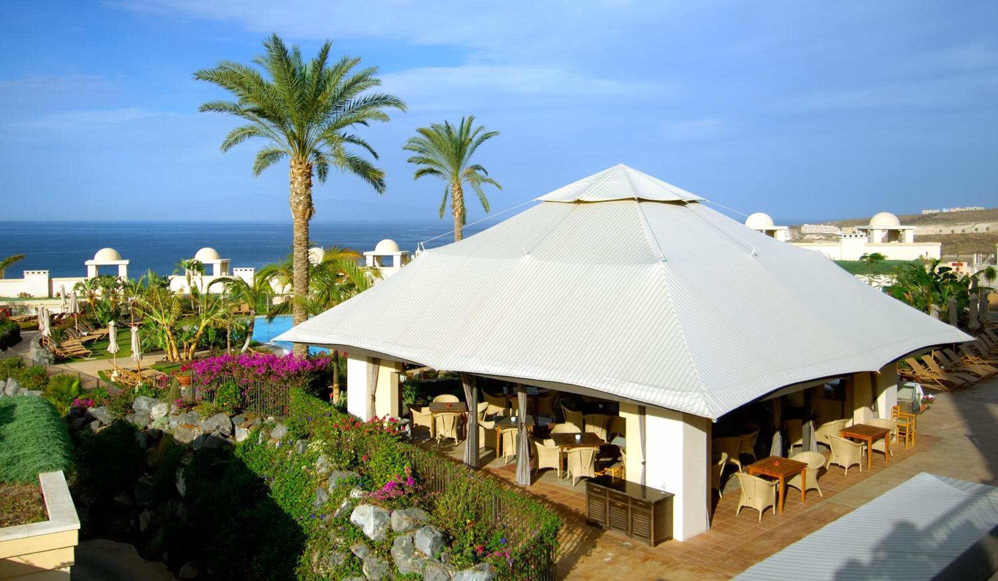 Отель Vincci Seleccion La Plantacion Del Sur Адехе Ресторан фото A restaurant in a hotel